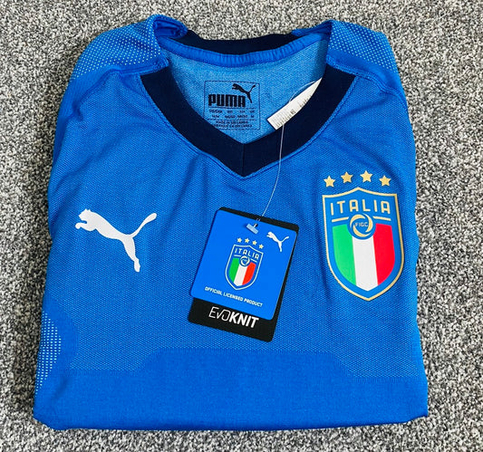 Italy Home Evoknit shirt 2018/19 Medium BNWT
